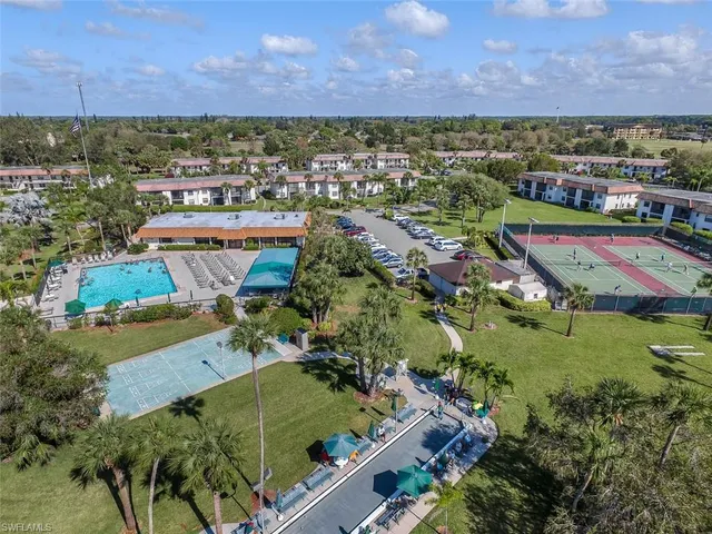 $3,400 | 4380 27th Court Southwest, Unit 1, Naples, FL 34116