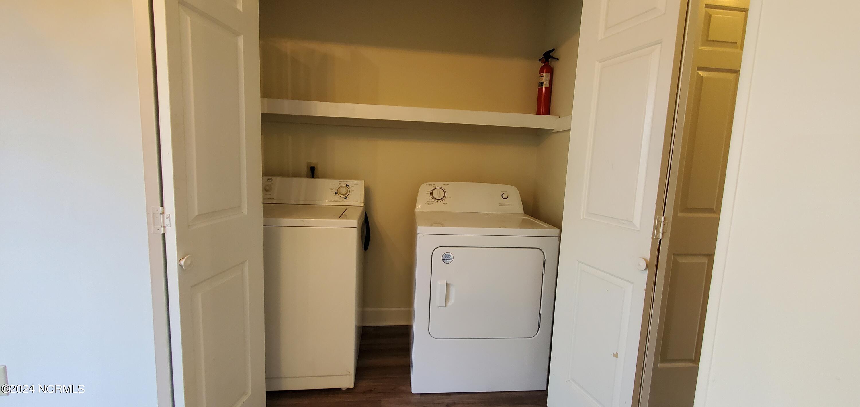 1827 Quail Ridge Road Greenville, NC 27858 - Photo 10 of 21 Washer & dryer closet