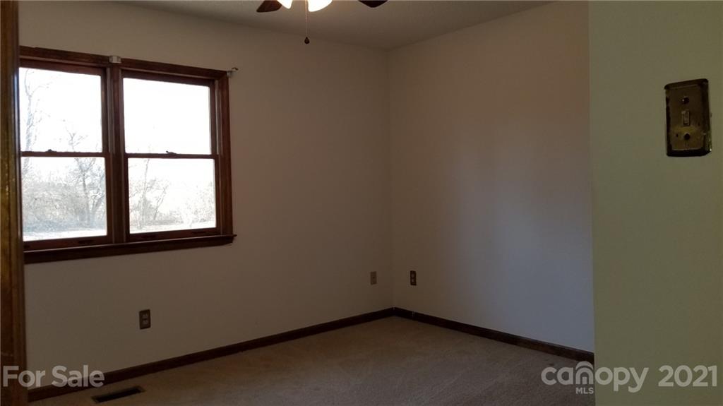 1226 Pleasant Grove Church Road Crouse, NC 28033 - Photo 11 of 27