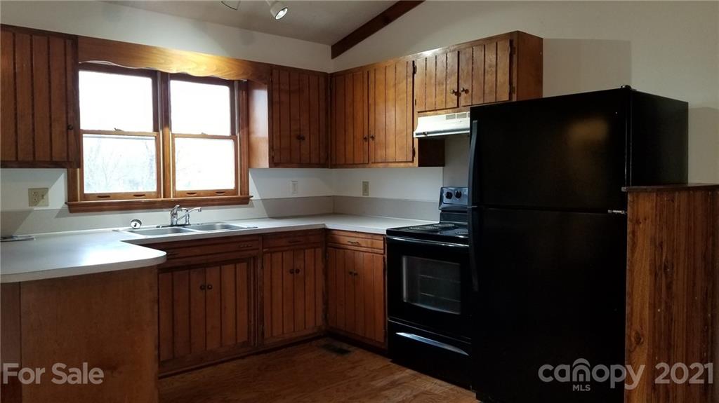 1226 Pleasant Grove Church Road Crouse, NC 28033 - Photo 7 of 27