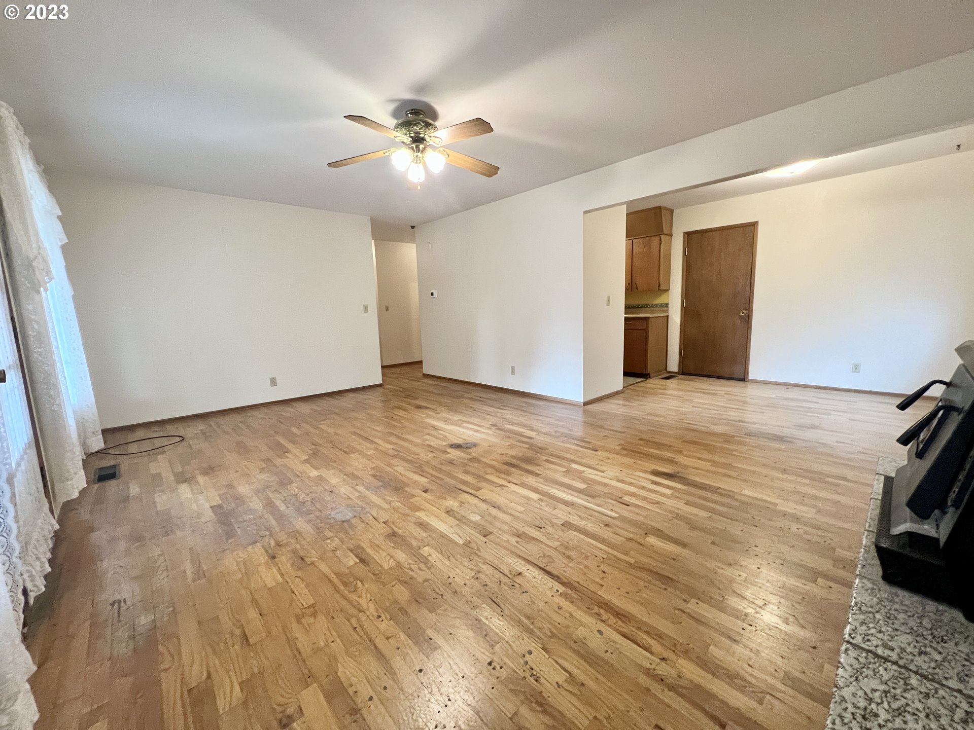 2422 Southwest Olson Avenue Pendleton, OR 97801 - Photo 4 of 17 Gallery Image 4