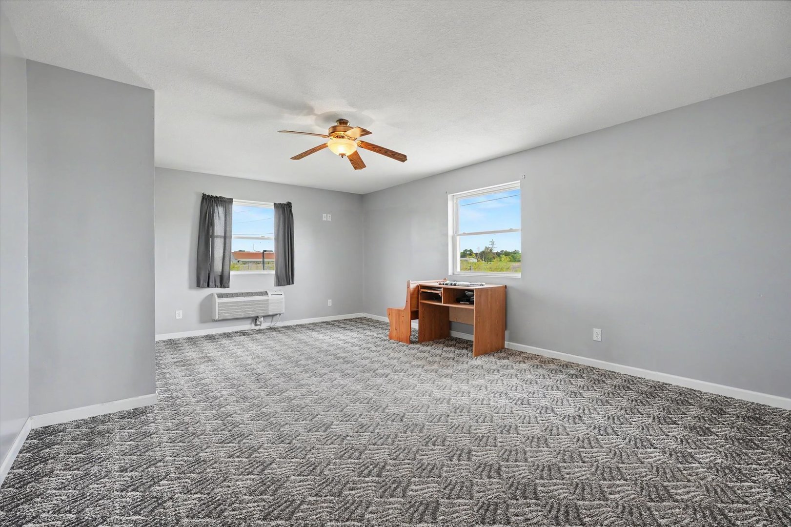2201 Kickapoo Drive Danville, IL 61832 - Photo 36 of 48