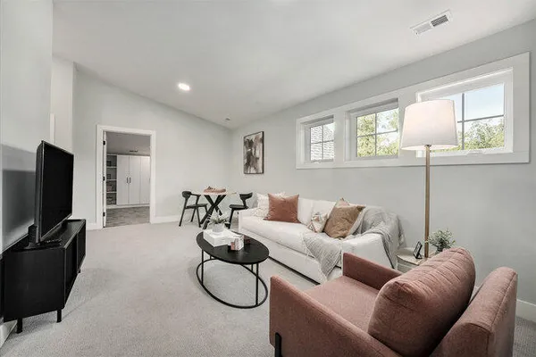 $1,169,000 | 2284 Knapp Blf Court, Ada, MI 49301