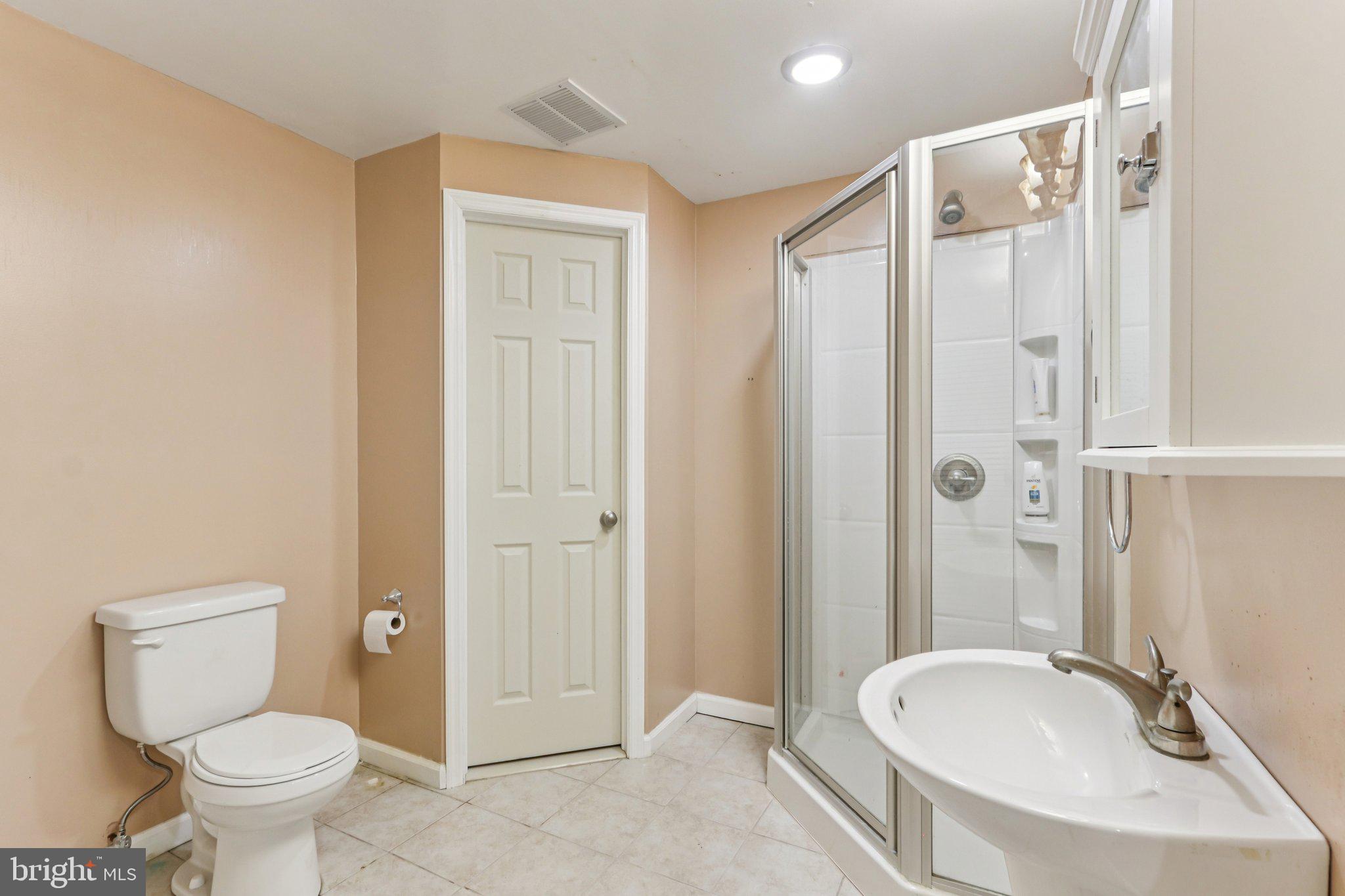 740 Signal Hill Road Dresher, PA 19025 - Photo 43 of 55 Lower level full bath