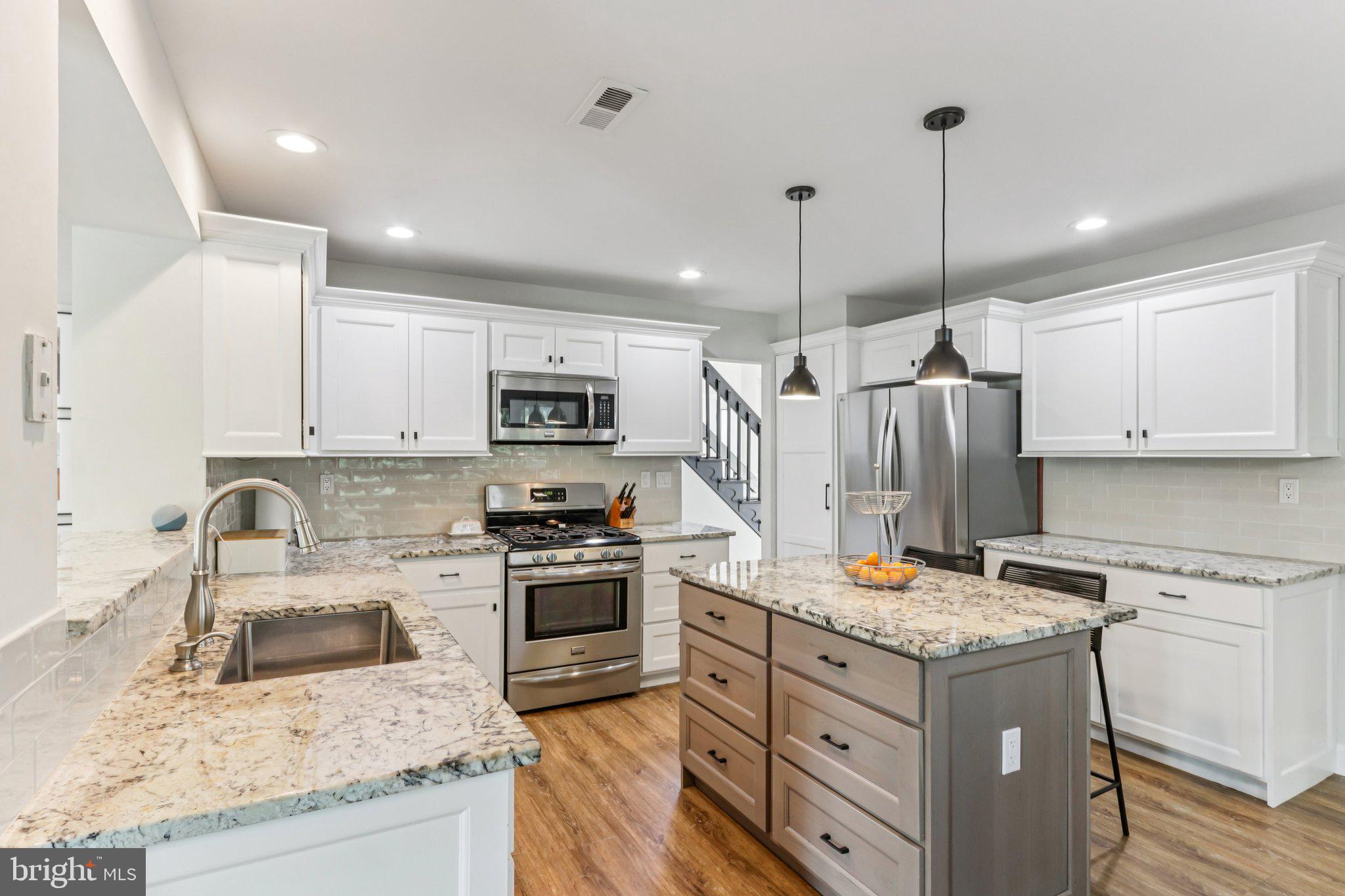 740 Signal Hill Road Dresher, PA 19025 - Photo 9 of 55 Kitchen