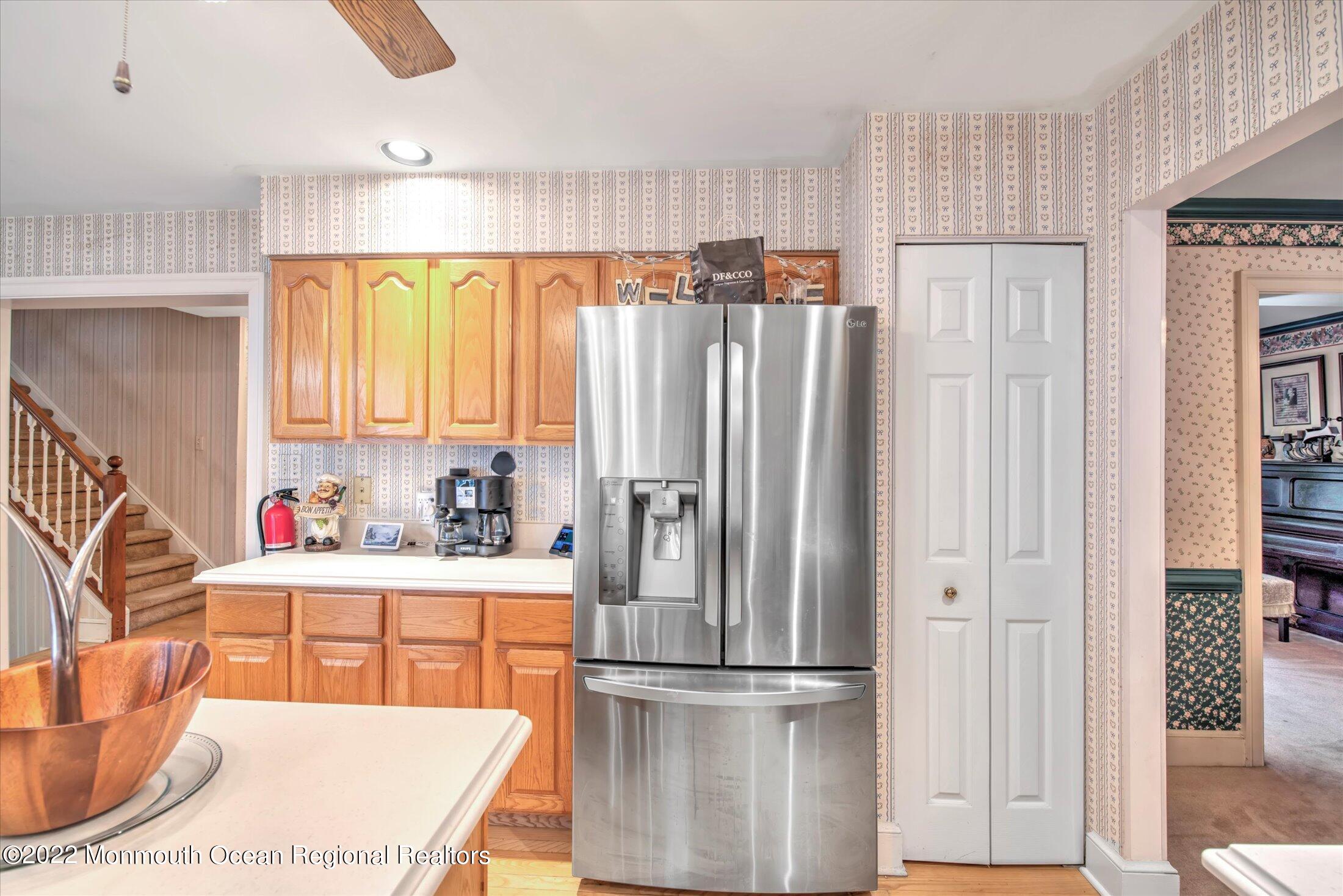 6 Cranberry Court Cream Ridge, NJ 08514 - Photo 22 of 50 KITCHEN