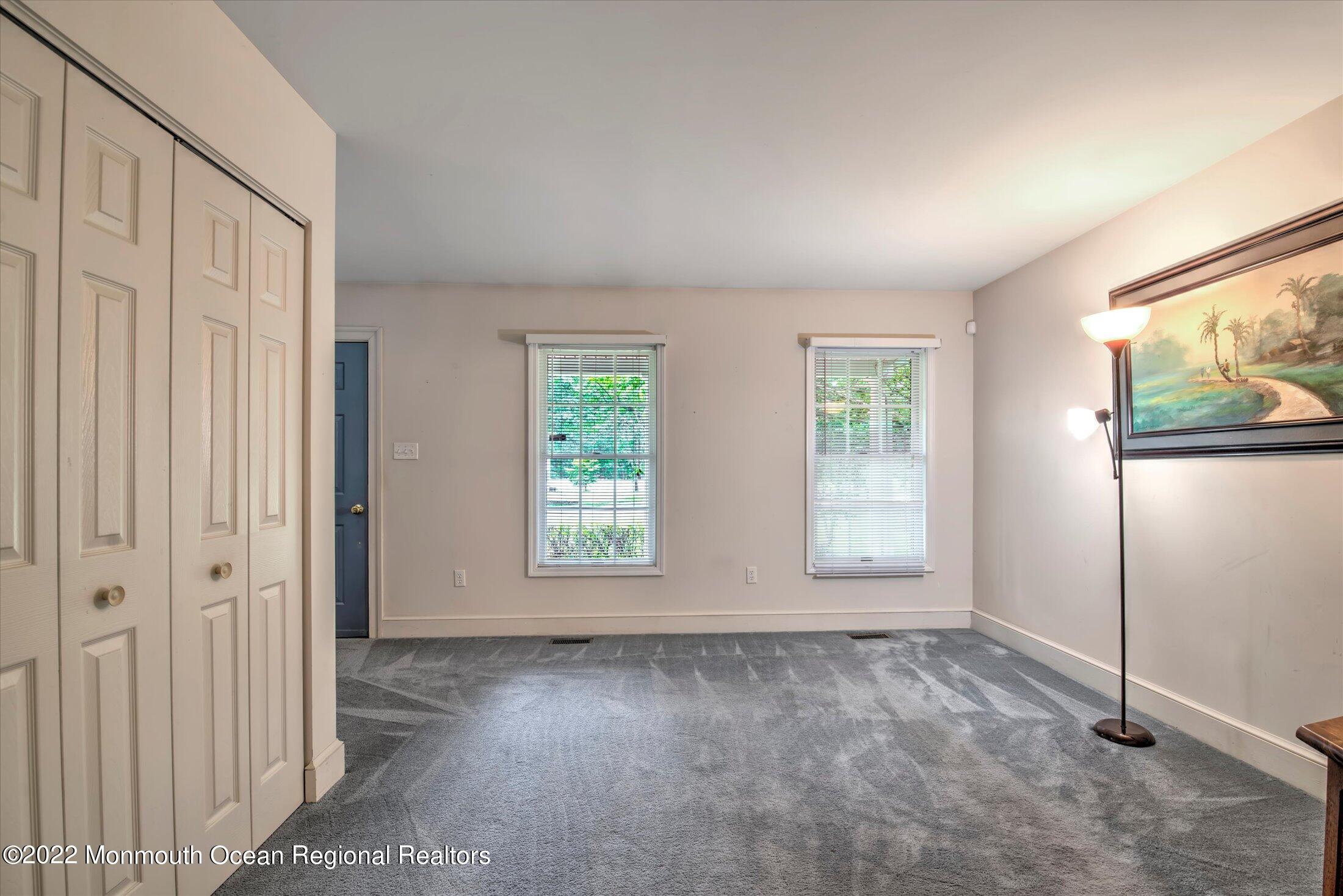 6 Cranberry Court Cream Ridge, NJ 08514 - Photo 37 of 50 IN-LAW SUITE LIVING ROOM