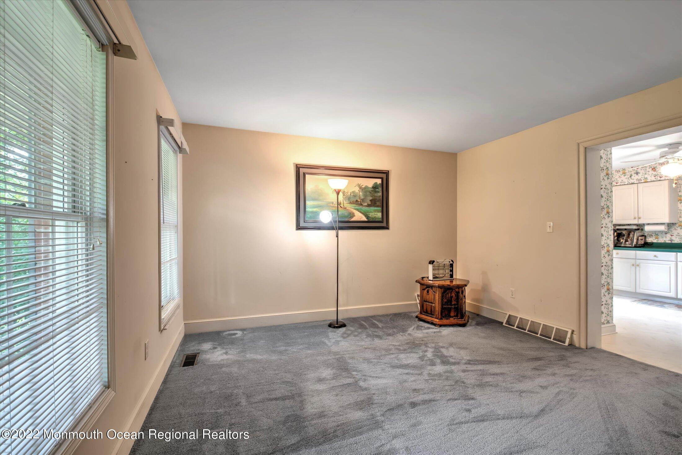 6 Cranberry Court Cream Ridge, NJ 08514 - Photo 38 of 50 IN-LAW SUITE LIVING ROOM