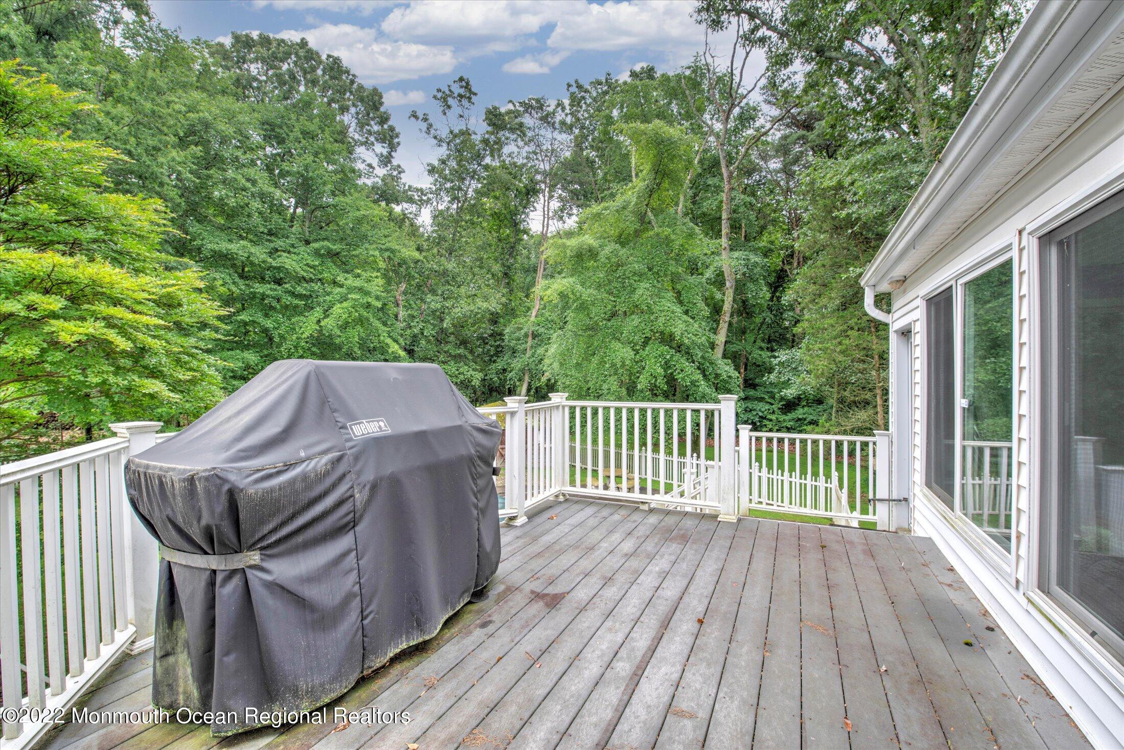 6 Cranberry Court Cream Ridge, NJ 08514 - Photo 45 of 50 BACK YARD
