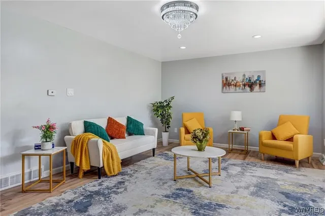 $249,900 | 41 Freemont Avenue, Cheektowaga, NY 14043