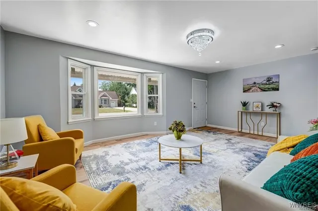 $249,900 | 41 Freemont Avenue, Cheektowaga, NY 14043