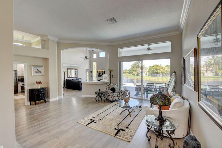 20040 Ocean Key Drive Boca Raton, FL 33498 - Photo 3 of 32 Living room