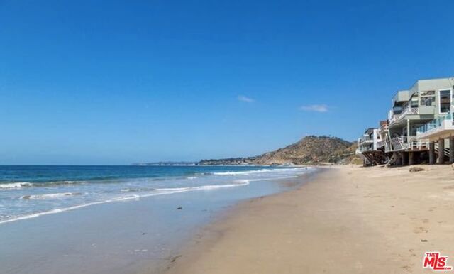 25408 Malibu Road Malibu, CA 90265 - Photo 11 of 15