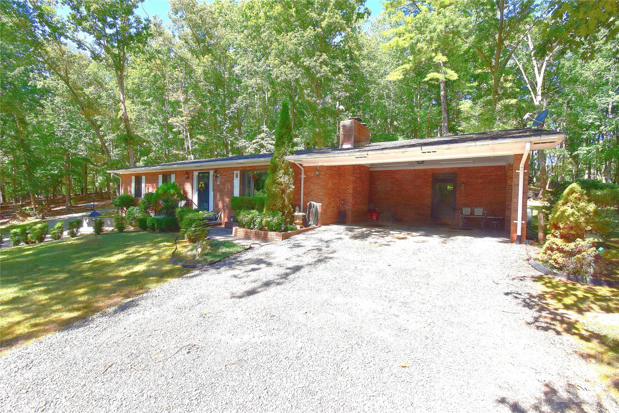 39 Maynard Road Candler, NC 28715 - Photo 19 of 43 Gallery Image 19