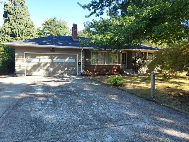 $529,900 | 10329 Northeast Brazee Street, Portland, OR 97220