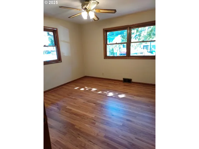 $529,900 | 10329 Northeast Brazee Street, Portland, OR 97220