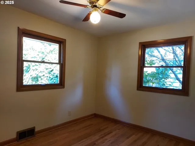 $529,900 | 10329 Northeast Brazee Street, Portland, OR 97220