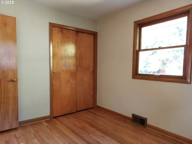 $529,900 | 10329 Northeast Brazee Street, Portland, OR 97220