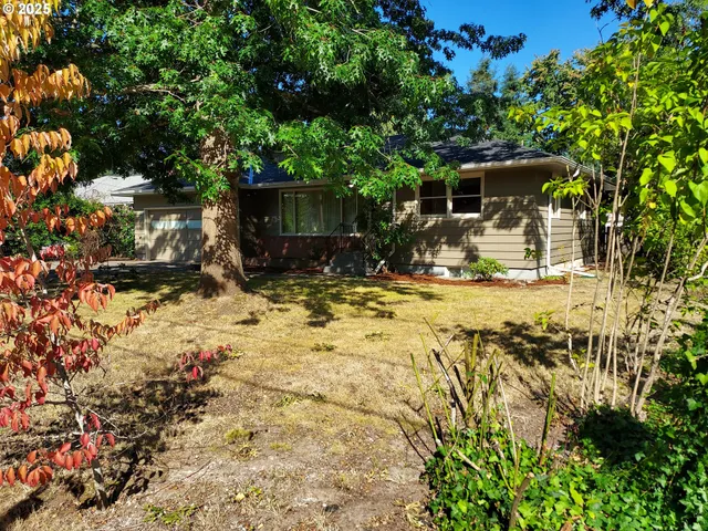 $529,900 | 10329 Northeast Brazee Street, Portland, OR 97220