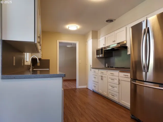 $529,900 | 10329 Northeast Brazee Street, Portland, OR 97220