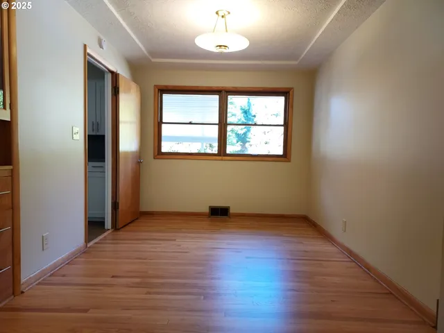 $529,900 | 10329 Northeast Brazee Street, Portland, OR 97220