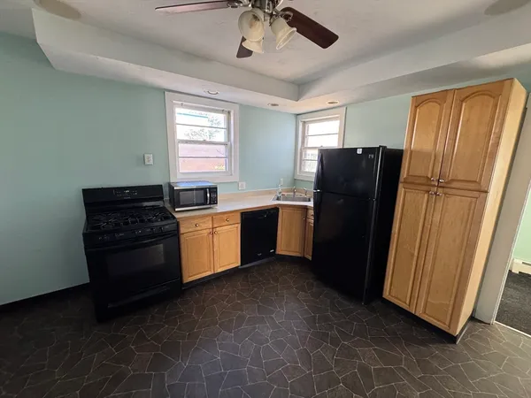 $3,100 | 73 Main Street, Unit 73, Woburn, MA 01801