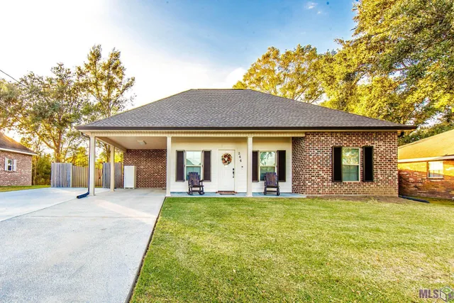 $225,000 | 244 Bayou Vista Drive, Thibodaux, LA 70301