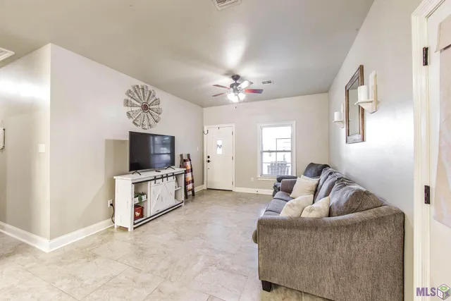 $225,000 | 244 Bayou Vista Drive, Thibodaux, LA 70301