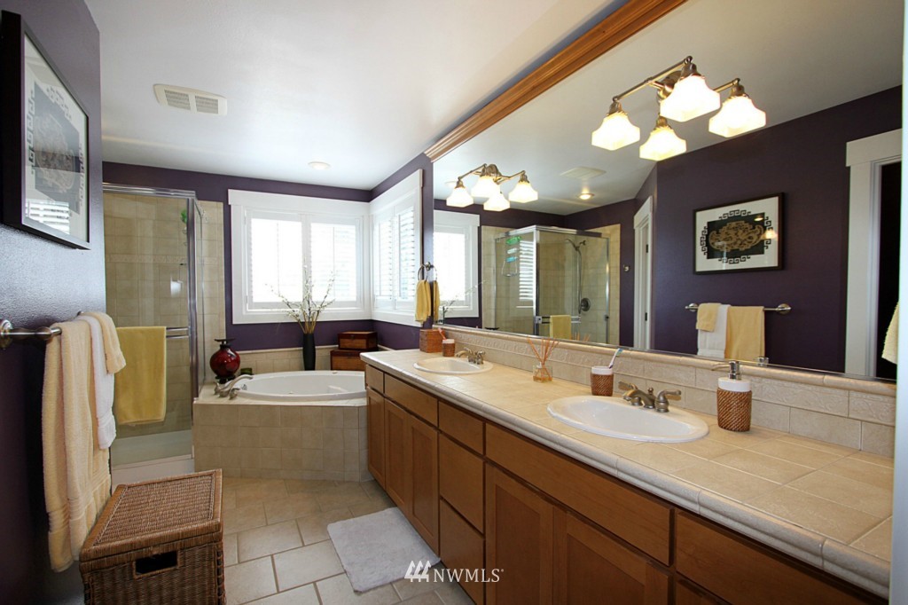 1200 North 27th Place Renton, WA 98056 - Photo 12 of 15