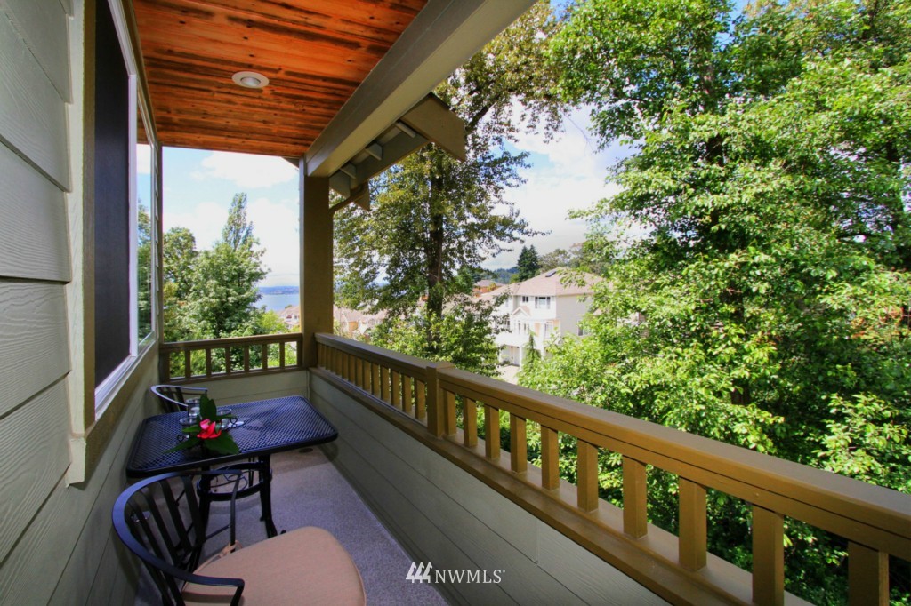 1200 North 27th Place Renton, WA 98056 - Photo 13 of 15