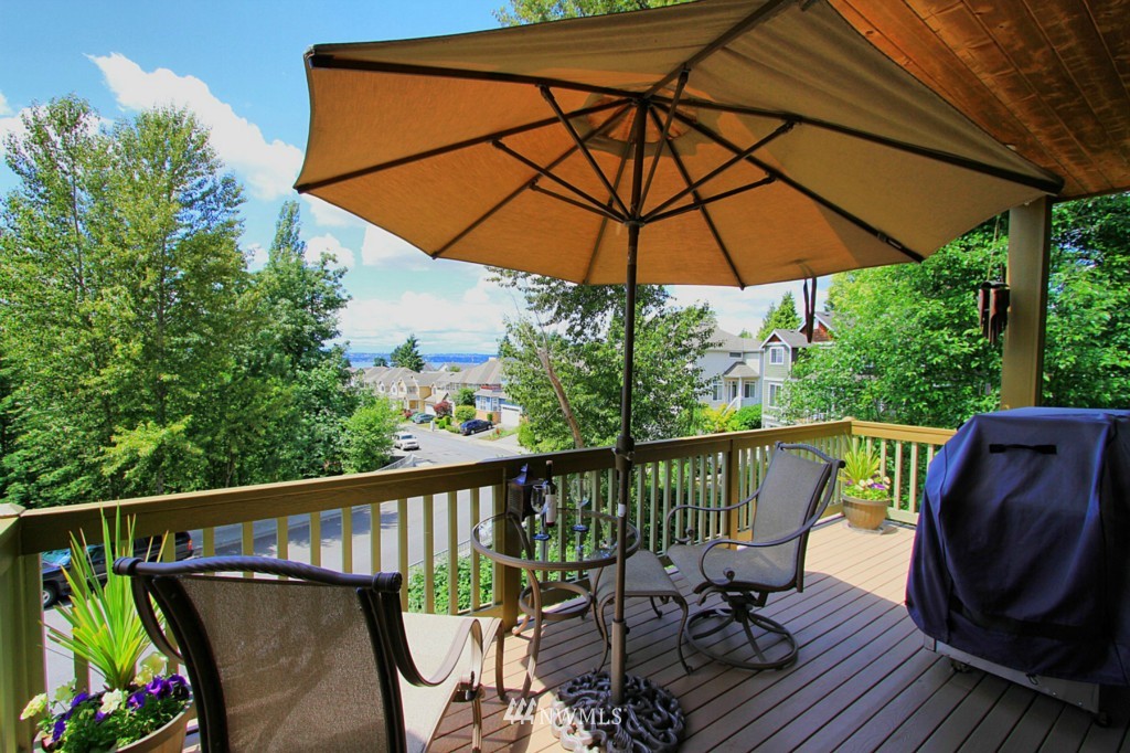1200 North 27th Place Renton, WA 98056 - Photo 8 of 15