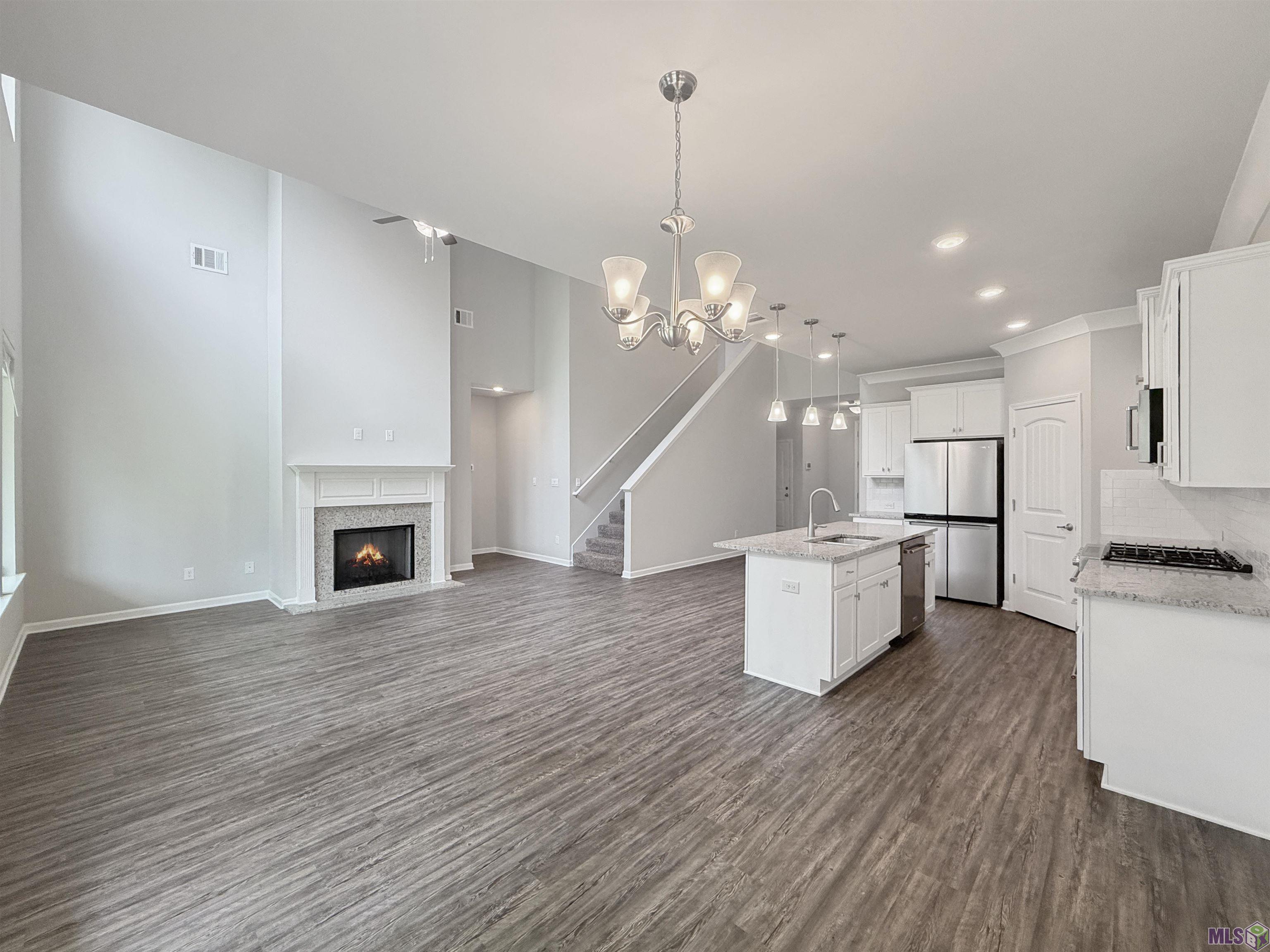 4734 Malbec Avenue Baton Rouge, LA 70817 - Photo 4 of 25