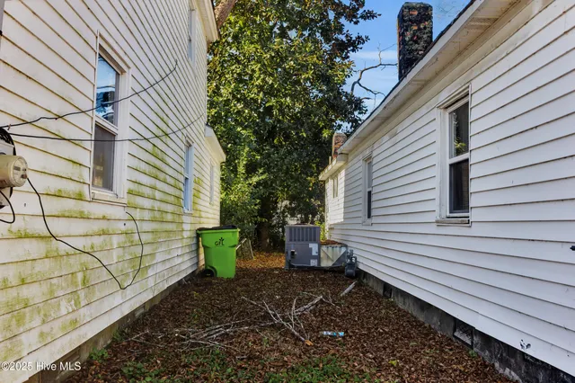 $1,430 | 607 1st Avenue, New Bern, NC 28560