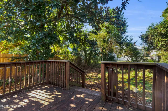 $1,430 | 607 1st Avenue, New Bern, NC 28560