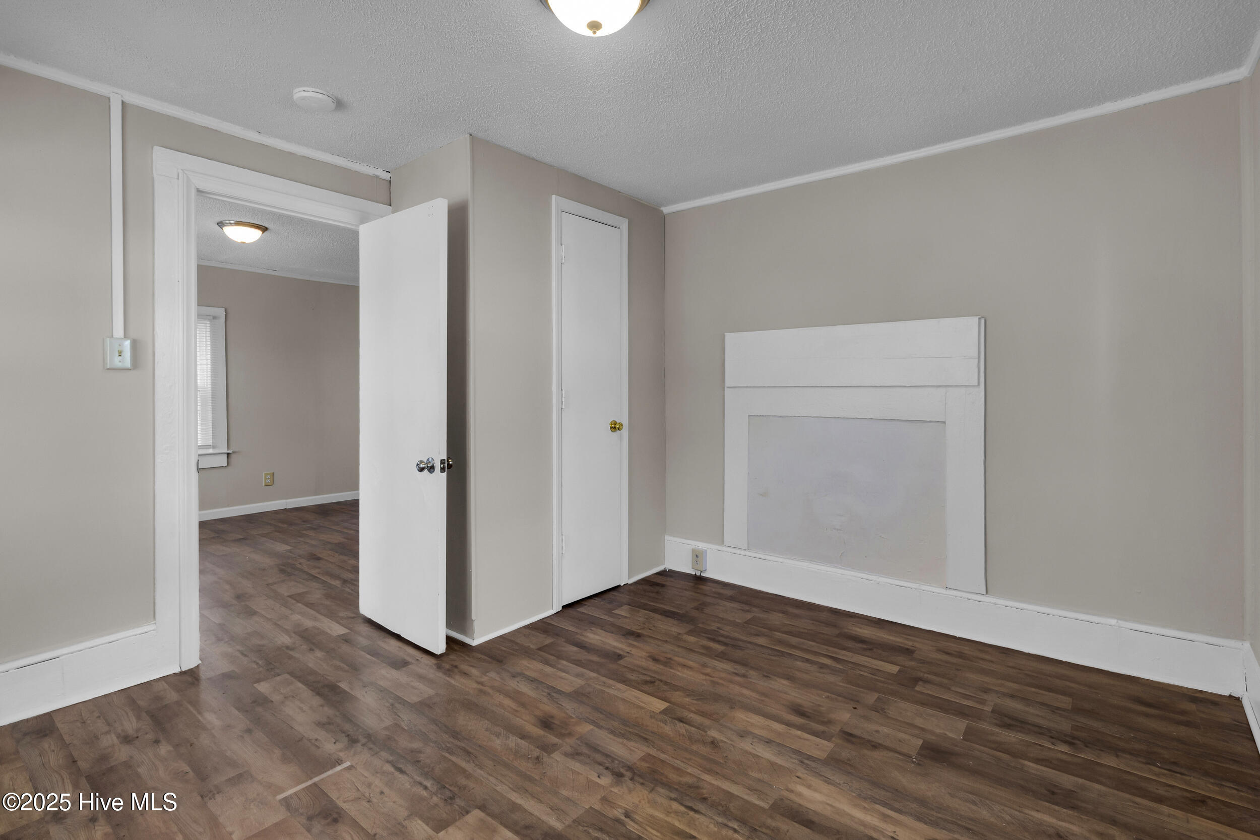 607 1st Avenue New Bern, NC 28560 - Photo 4 of 27 4_12