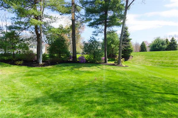 13 Coach House Road Grafton, MA 01536 - Photo 27 of 28 Gallery Image 27
