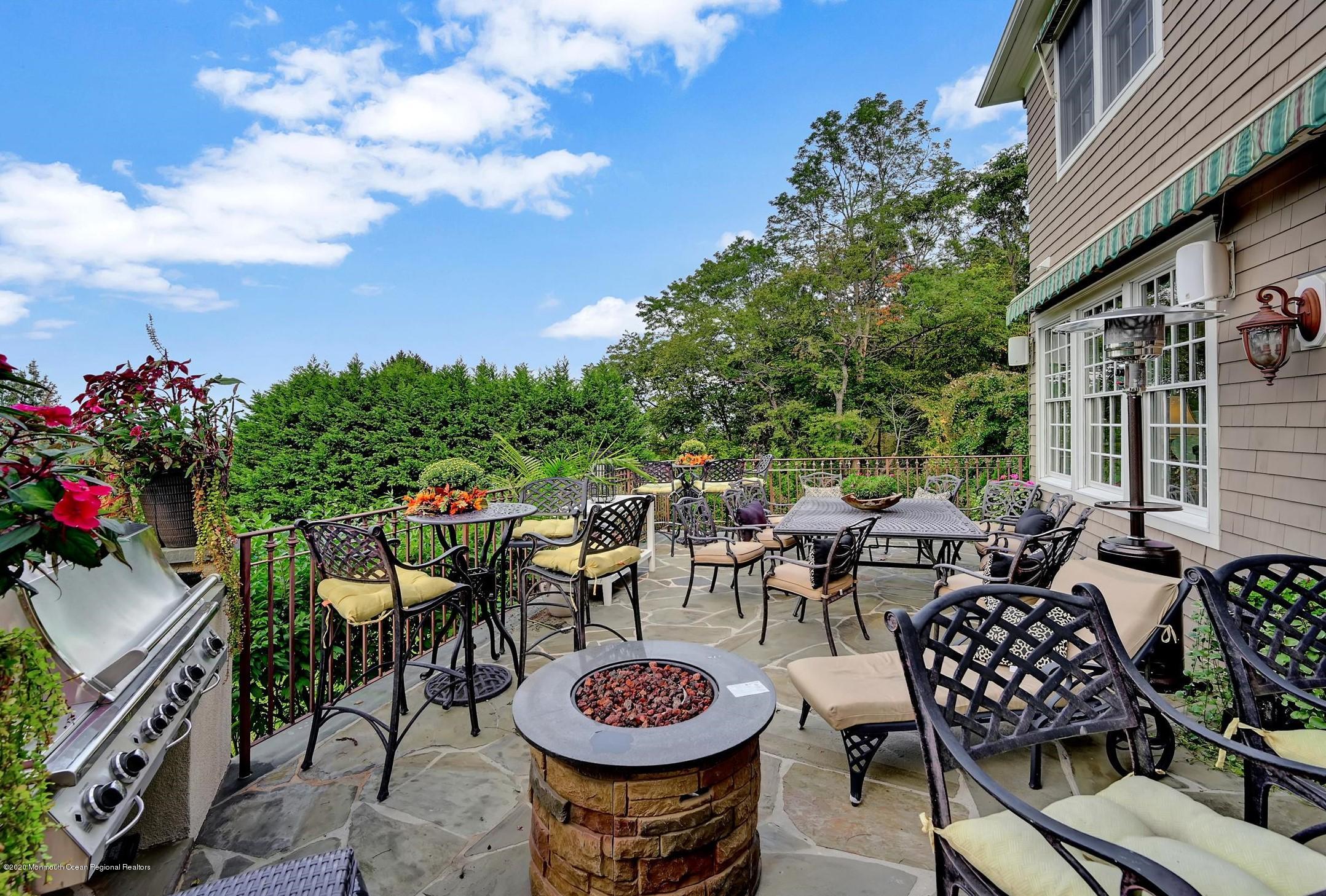 117 Portland Road Atlantic Highlands, NJ 07716 - Photo 41 of 58 117 Portland - Outside patio off living