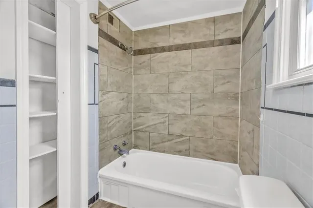 $185,000 | 205 East Longfellow Street, Claycomo, MO 64119