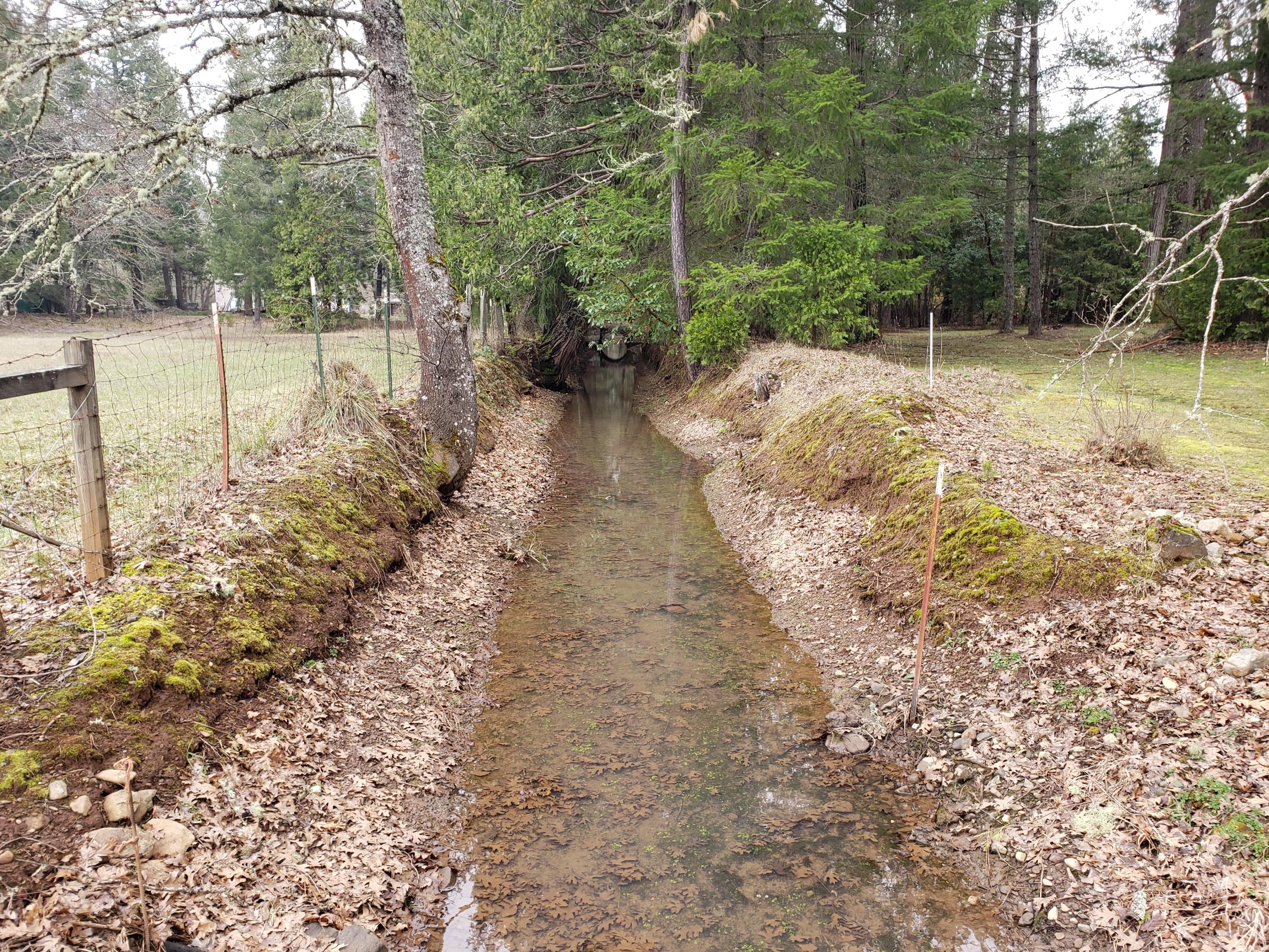 2830 Fish Hatchery Road Grants Pass, OR 97527 - Photo 4 of 11 20210205_122703