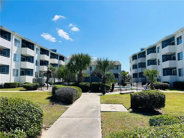 $1,500 | 1490 Harbor Drive, Unit 113, Slidell, LA 70458