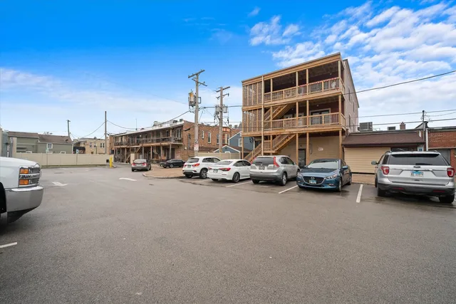 $2,200 | 1016 South State Street, Unit 3, Lockport, IL 60441