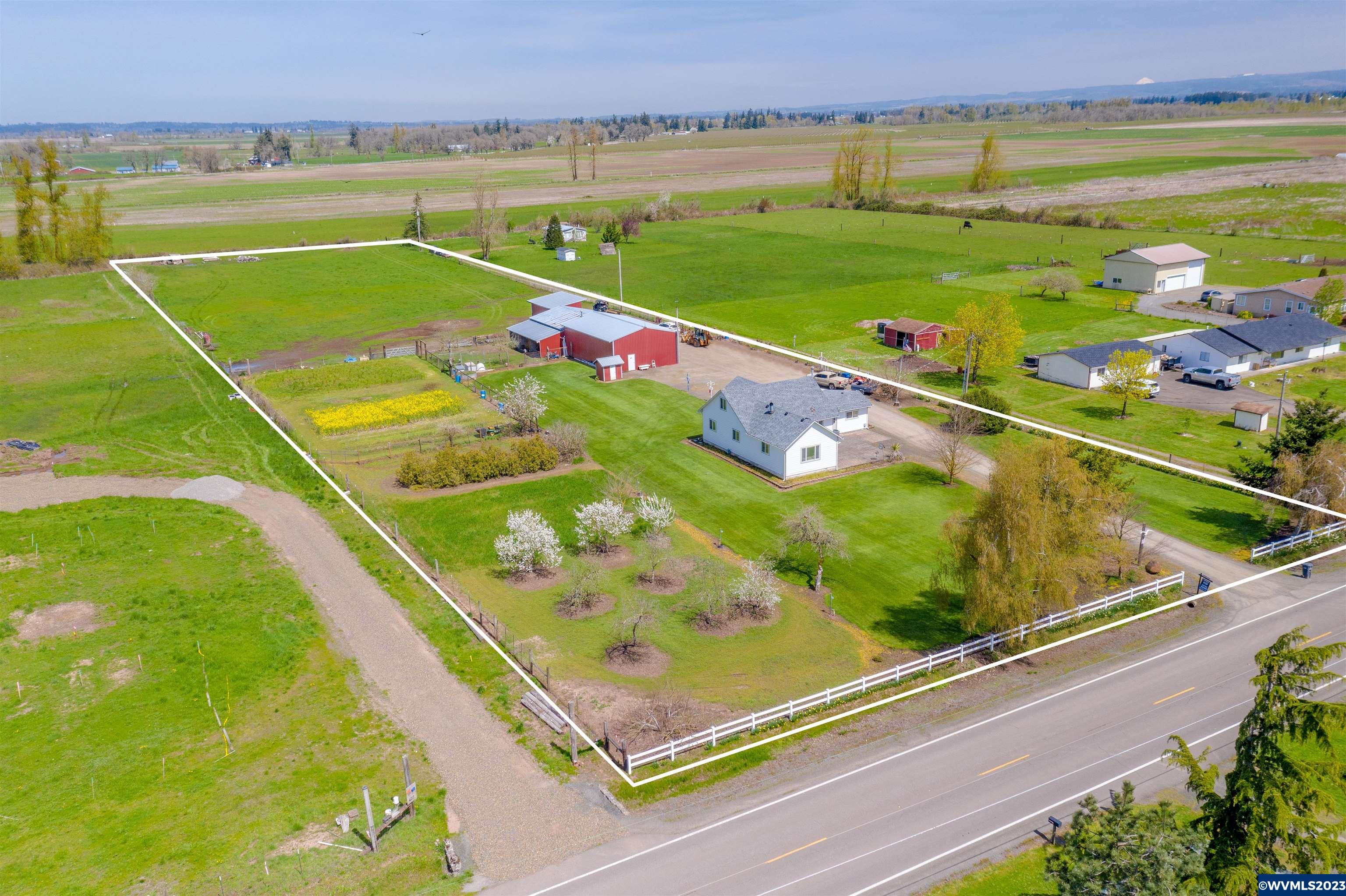 6247 Stayton Road Southeast Turner, OR 97392 - Photo 3 of 41