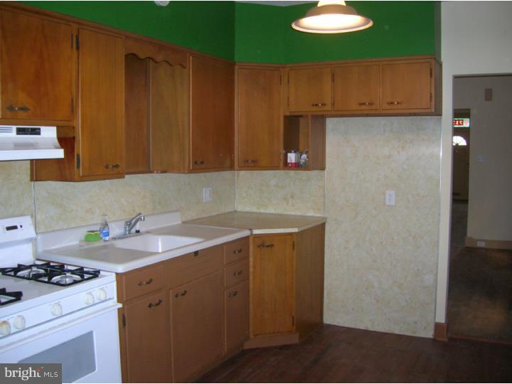 717 Ritter Street Reading, PA 19601 - Photo 6 of 12 Kitchen
