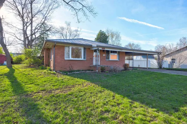 $215,000 | 326 South 5th Street, Rockport, IN 47635