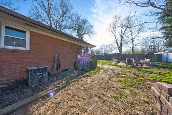 $215,000 | 326 South 5th Street, Rockport, IN 47635