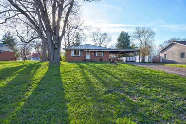 $215,000 | 326 South 5th Street, Rockport, IN 47635