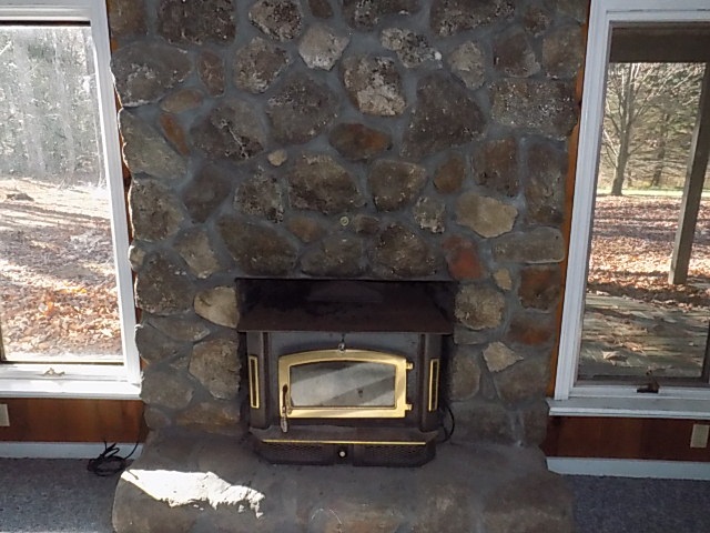 168 New Rye Road Epsom, NH 03234 - Photo 2 of 27
