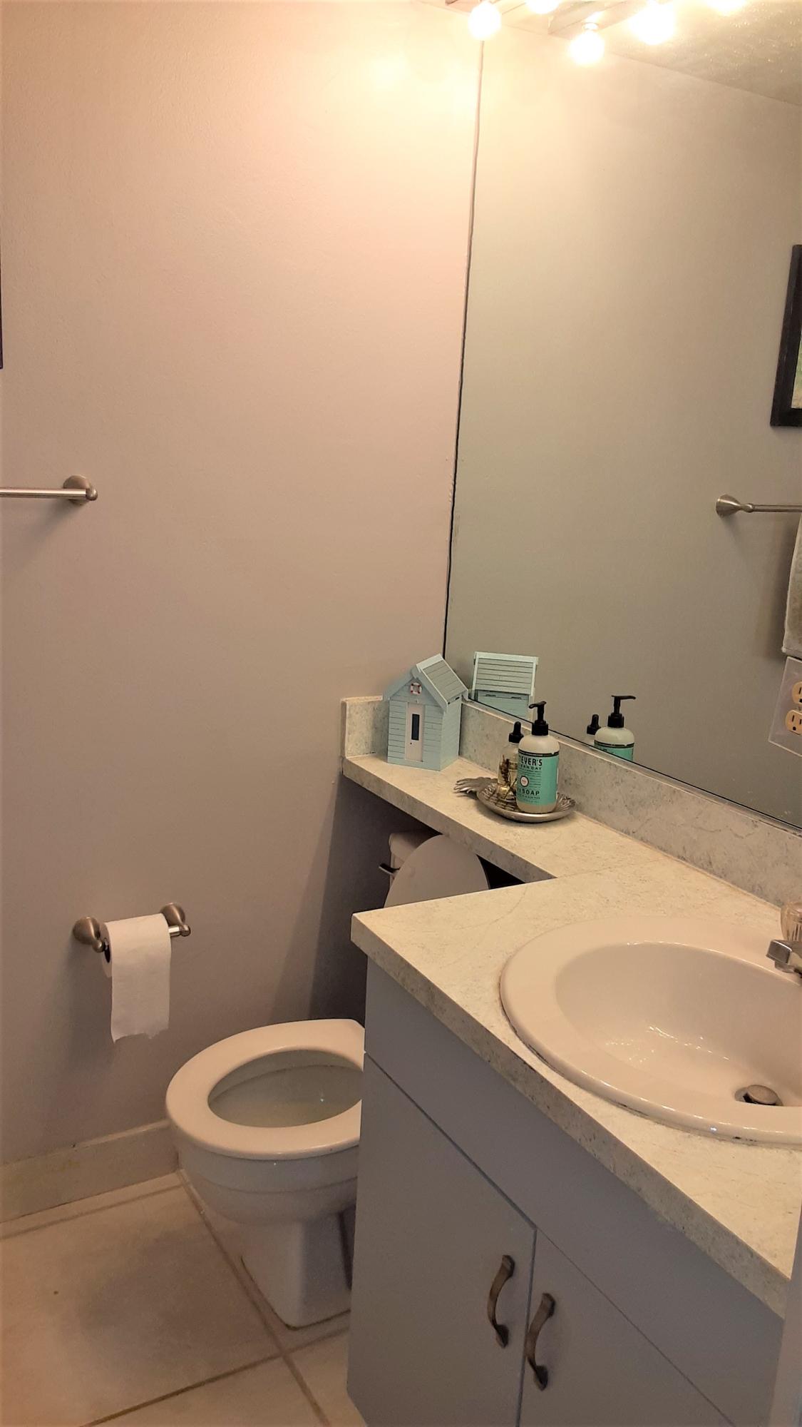 818 Southwest 9th St Circle, Unit 103 Boca Raton, FL 33486 - Photo 10 of 27 half bath