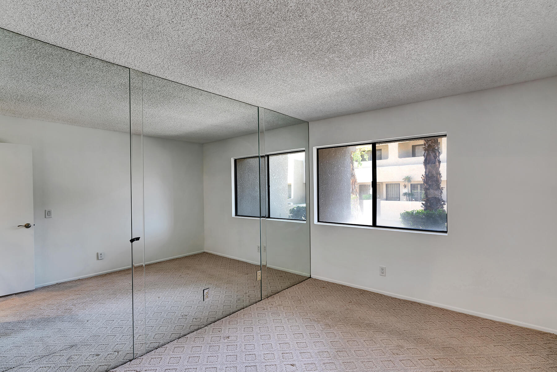 69641 Cara Way Rancho Mirage, CA 92270 - Photo 7 of 19 bedroom down