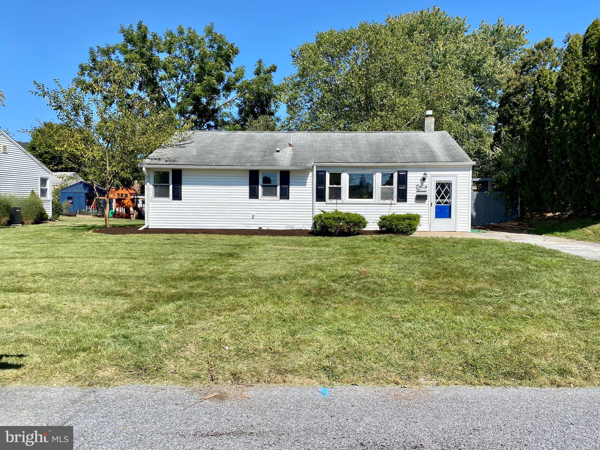 73 Oliver Road Enola, PA 17025 - Photo 1 of 6 Gallery Image 1